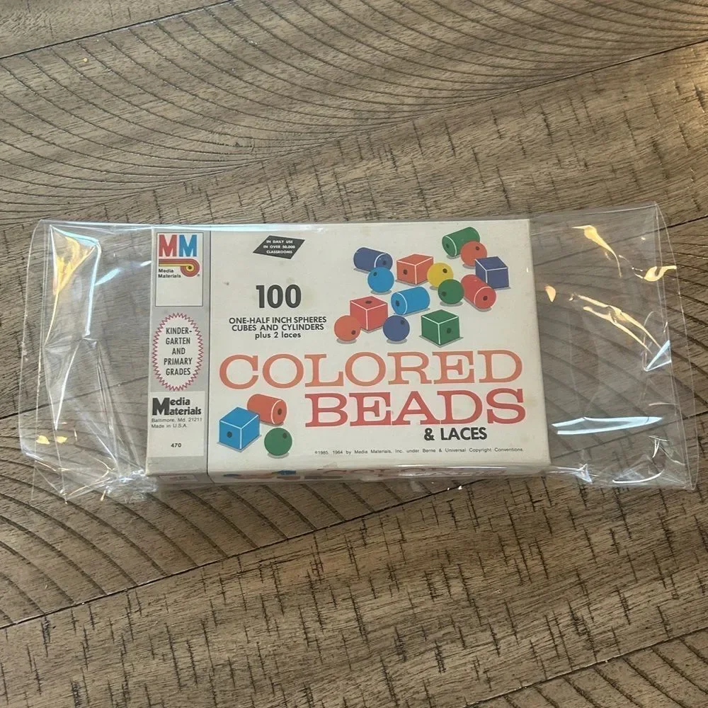 Made in 🇺🇸 Colored Beads & Lace Set 1985 Kick it Old School 🏫 Grades K-5 RETRO